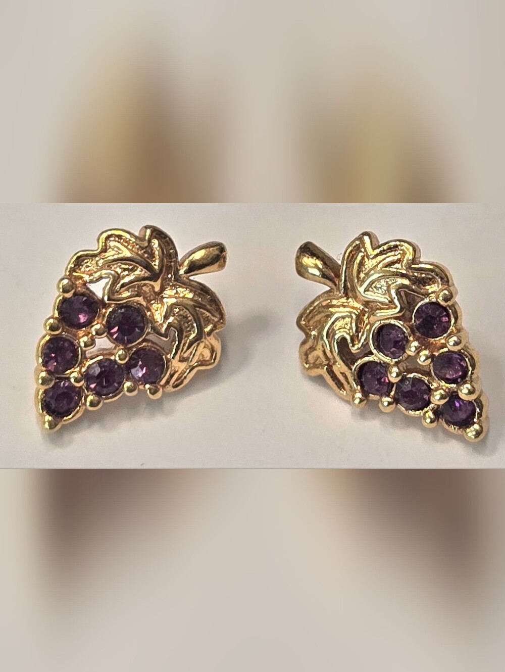 Vintage Gold-Tone Bunch Of Grape Cluster Stud Earrings
